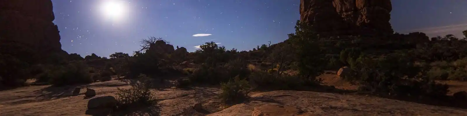 十五五蓝图引爆资产革命！十地联手破局：存量资产盘活+债务风险拆弹双轮驱动