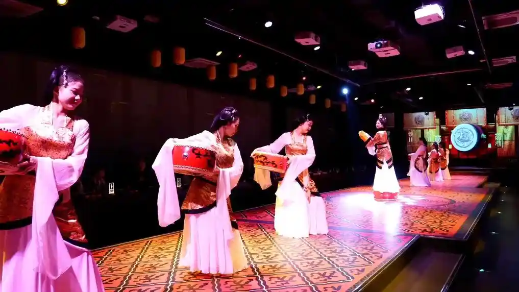 金秋文旅新势力:消费场景焕新点燃经济新动能