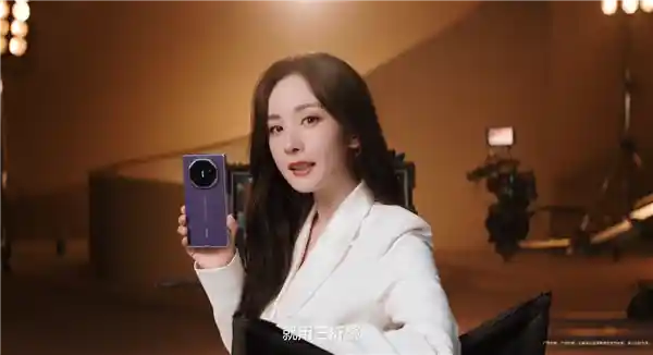 华为发布三折叠屏新旗舰Mate XTs非凡大师，开启折叠屏新时代