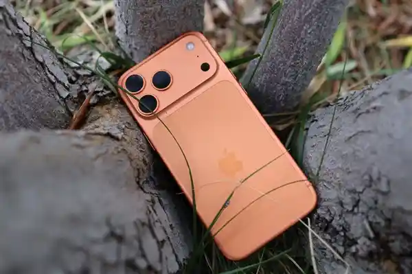 iPhone 17 Pro Mini曝光:4.7英寸屏引热议,却难逃未上市命运