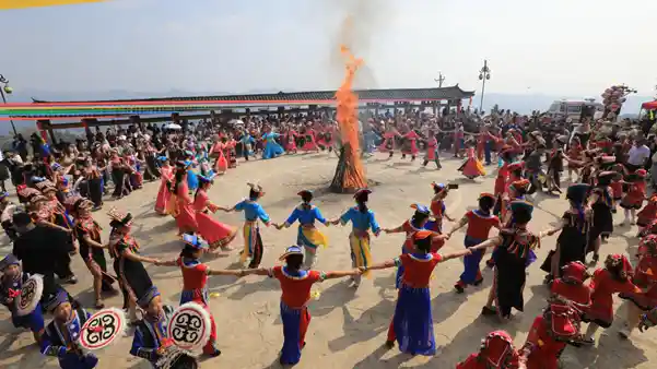 梵净山下江口出圈！养心天堂空降央视《300秒看家乡》